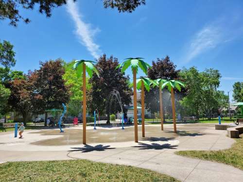 Hendon Park - OUTDOORS North York