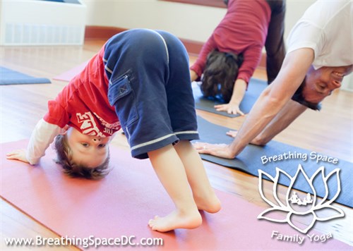 Family Yoga (4-6 yrs /w caregiver) - By Donation